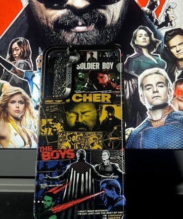 قاب گوشی چاپی طرح The Boys 2